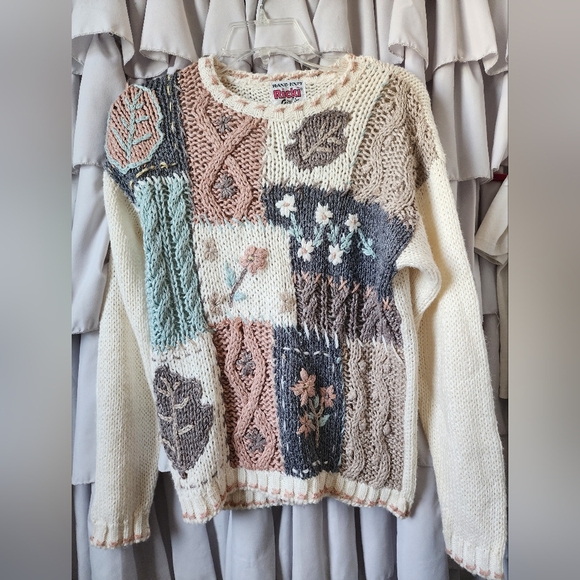 Ricki's Sweaters - Women's Vintage Hand Knit Rickis Fall Beige Sweater Size Large